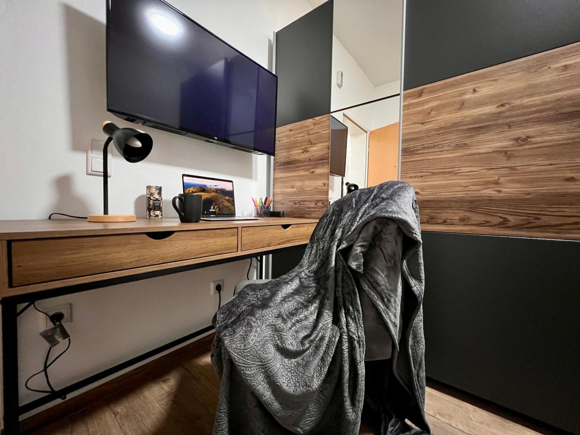 Primetime Suite Fuer 2 Mit Kueche Essen Bagian luar foto